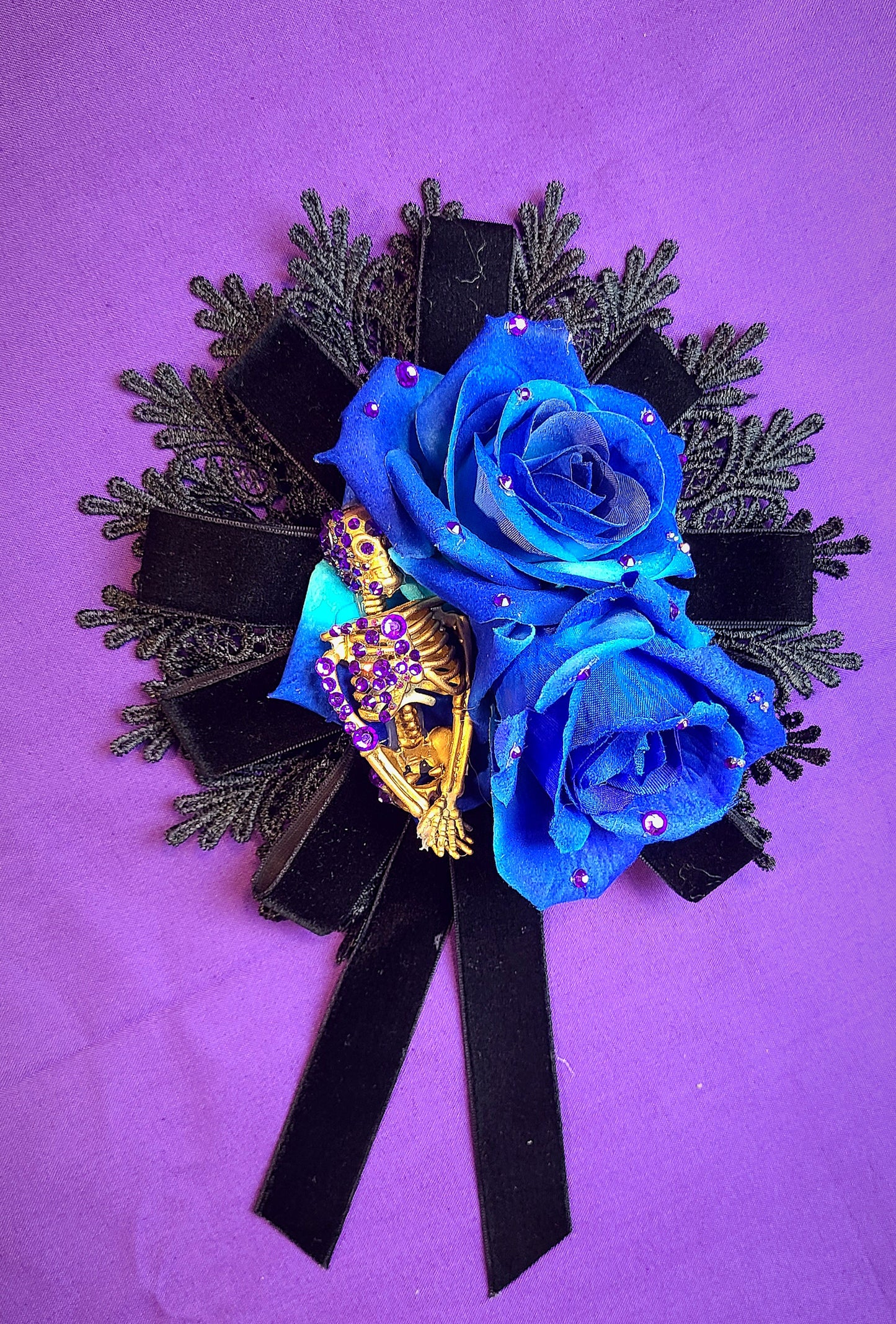 BLUE ROSE NIGHTMARE HEADPIECE