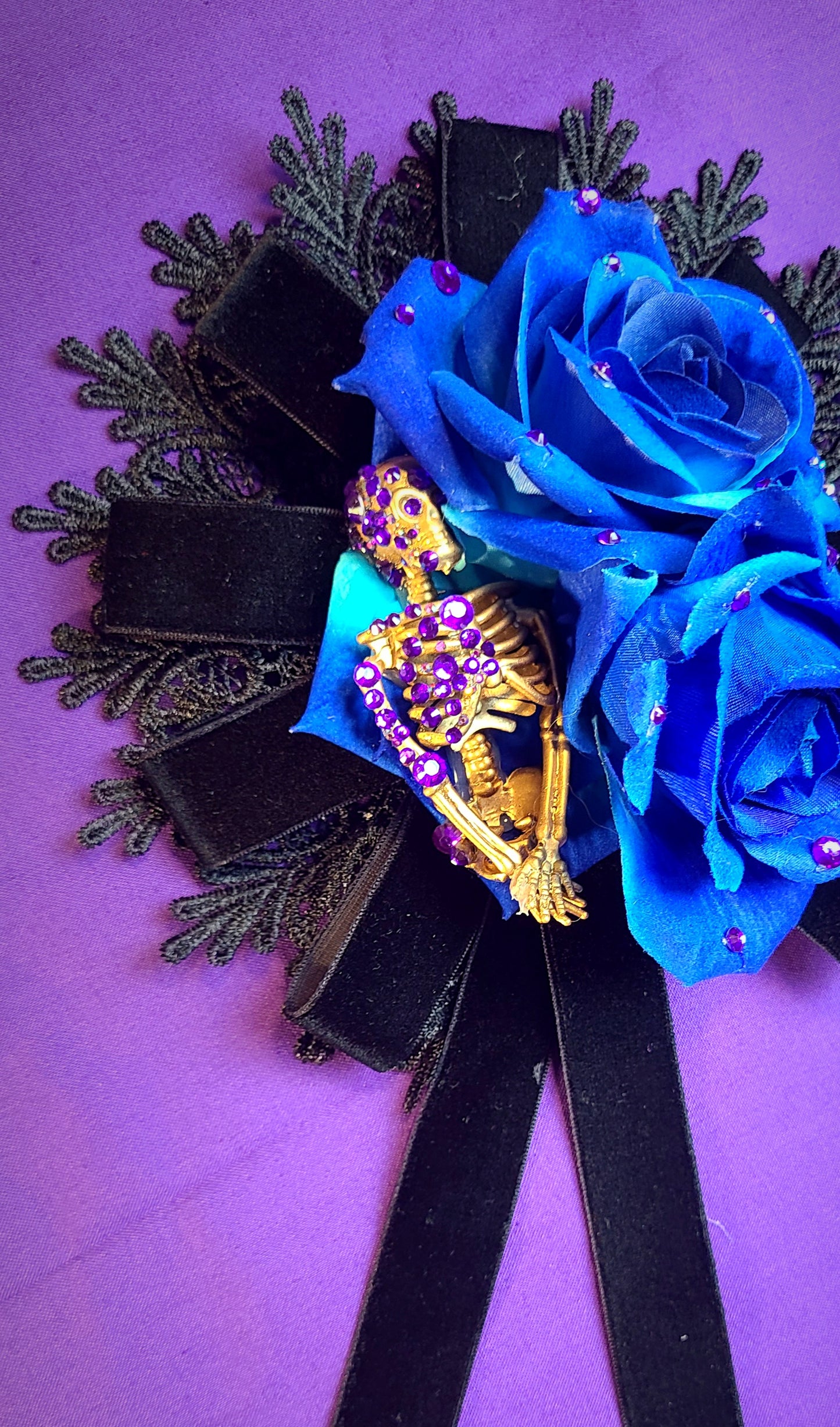 BLUE ROSE NIGHTMARE HEADPIECE