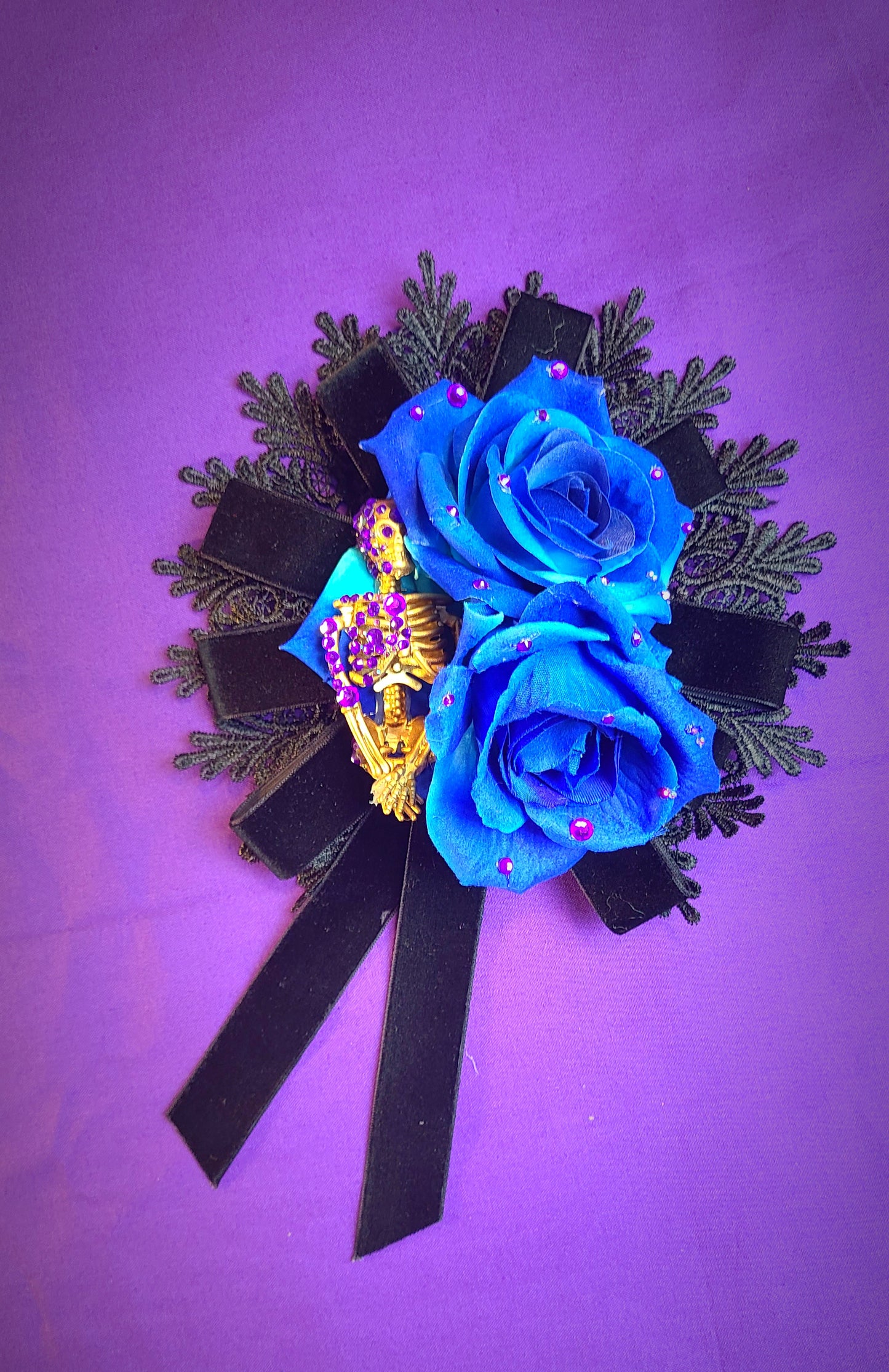 BLUE ROSE NIGHTMARE HEADPIECE